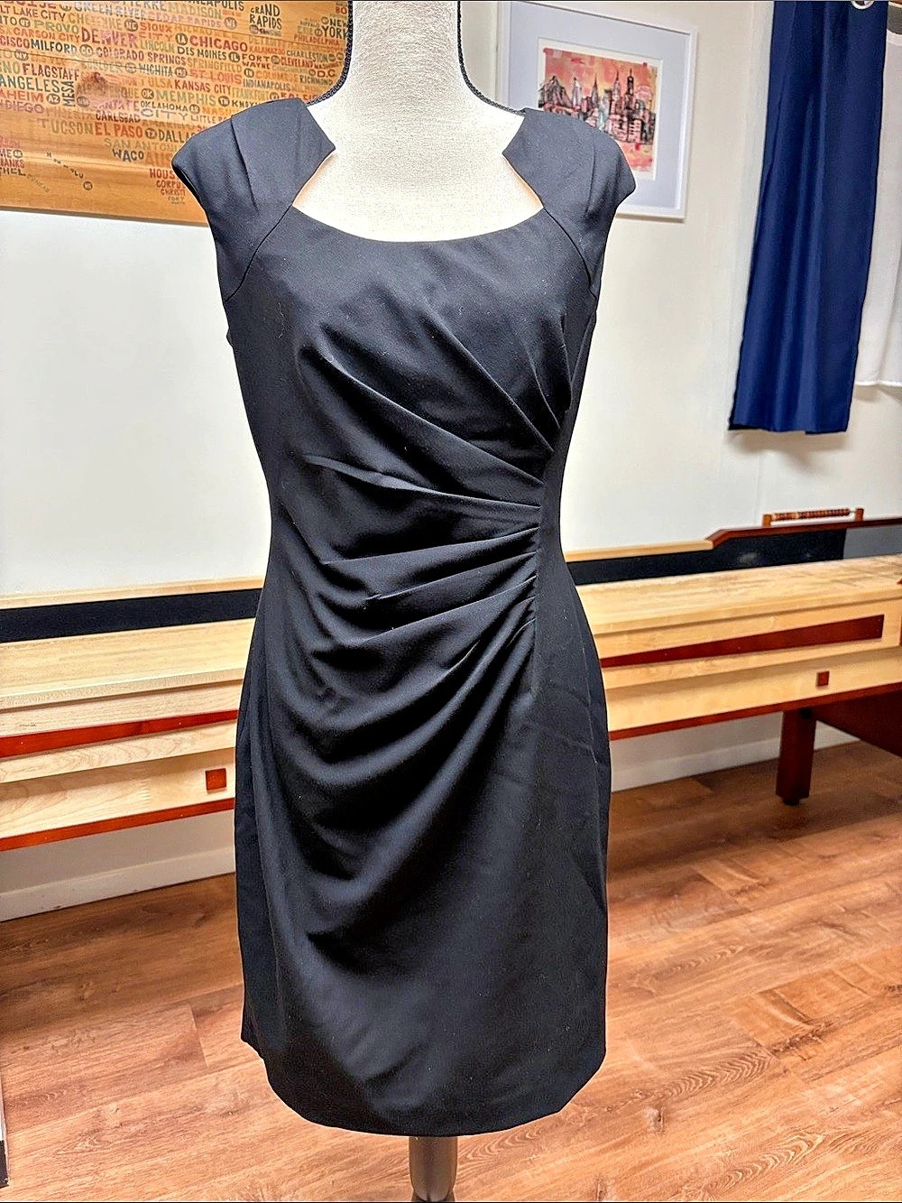 Calvin Klein Ruched Mini Dress in Black Size 8 Like New